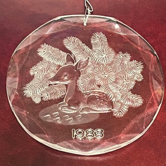 VTG Baby Deer Fir Branches Clear Acrylic 1983 Christmas Ornament 3.25" - Picture 2 of 9